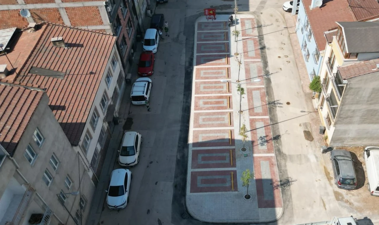 Bursa İnegöl’de ücretsiz otopark ve çocuk oyun alanlarına yatırım atağı