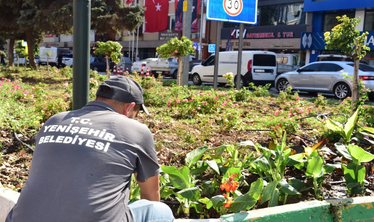 Bursa Yenişehir’in kalbi çiçek açtı