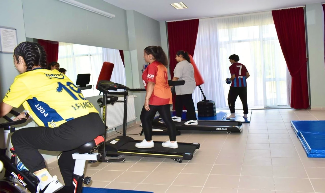 Bursa’da Bala Hatun’da çocuklara sağlıklık adım
