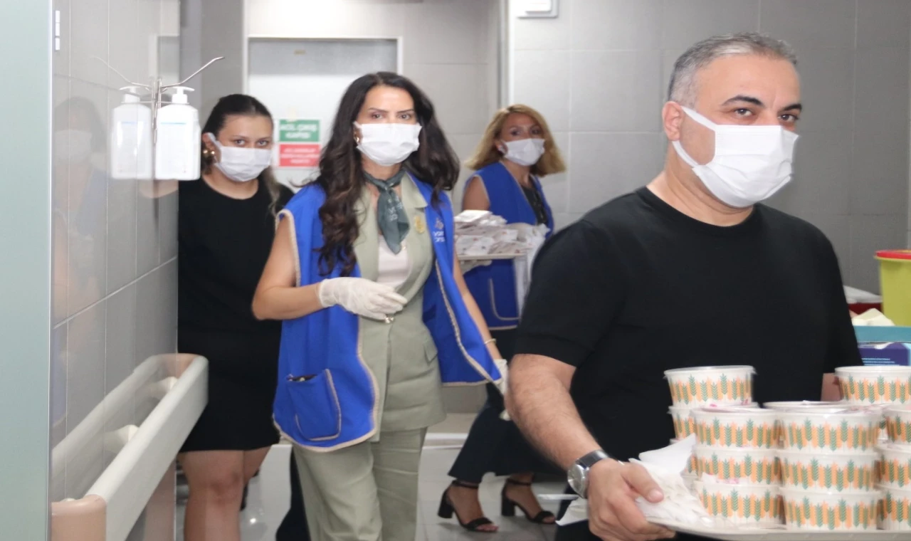 Bursa’da ’Yarına Şans Ver’den bereketli ikram
