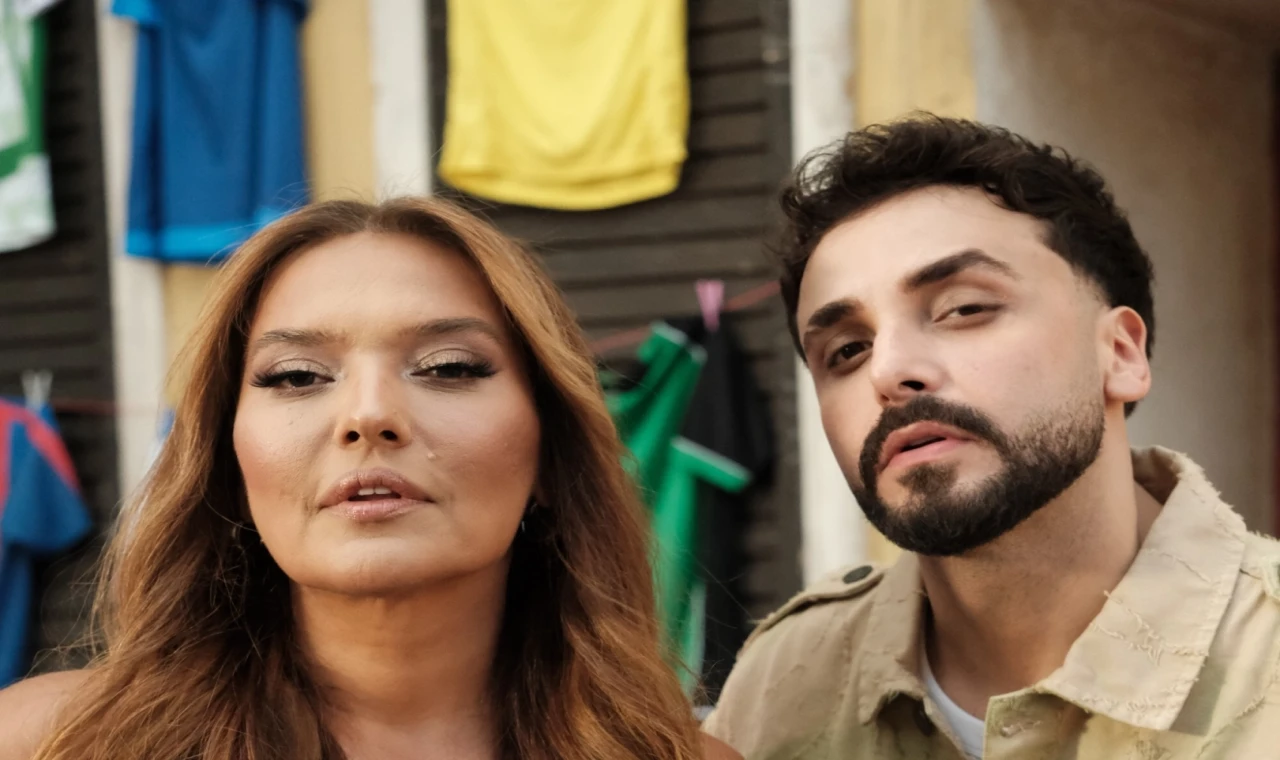 Demet Akalın & Sefo’nun ’Yerinde Dur’u zirvede!