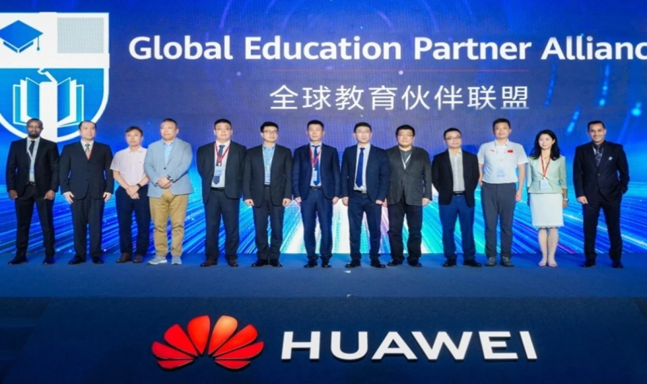 Huawei, endüstri ekosisteminde değeri ortaya çıkarmak için ’küresel eğitim ve sağlık hizmetleri’ iş ittifakı