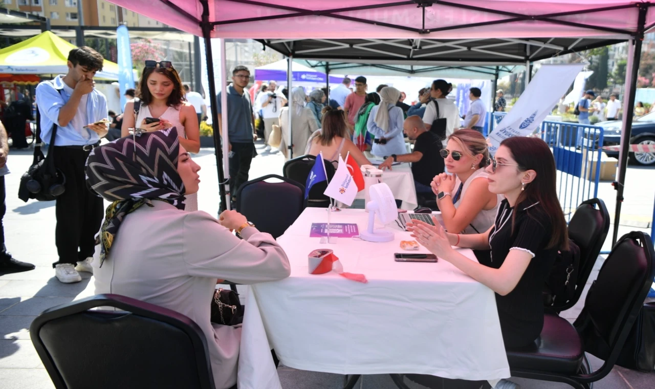 İstanbul Beylikdüzü’nde ’kariyer’ ilgisi