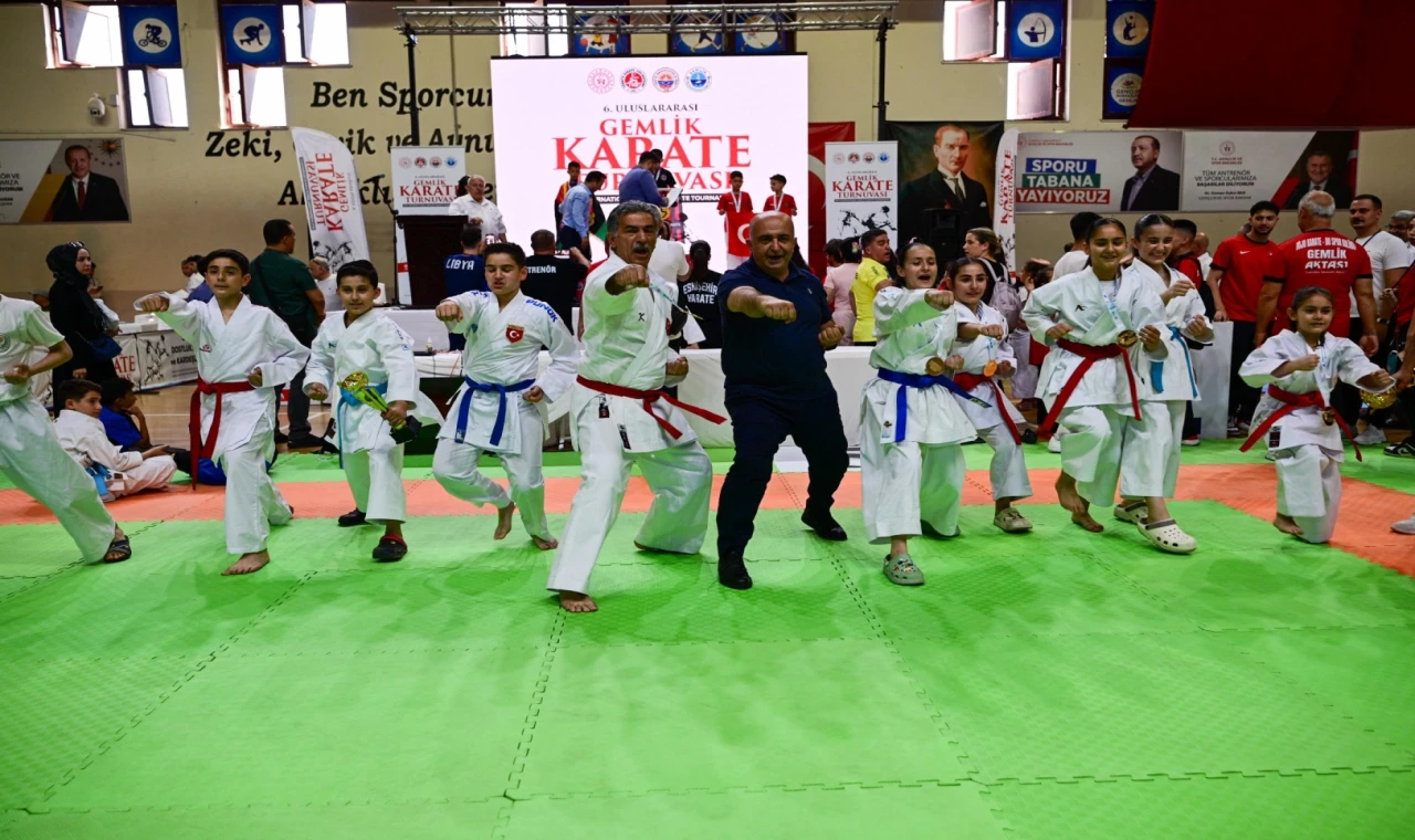 Karatenin kalbi Bursa Gemlik’te atıyor