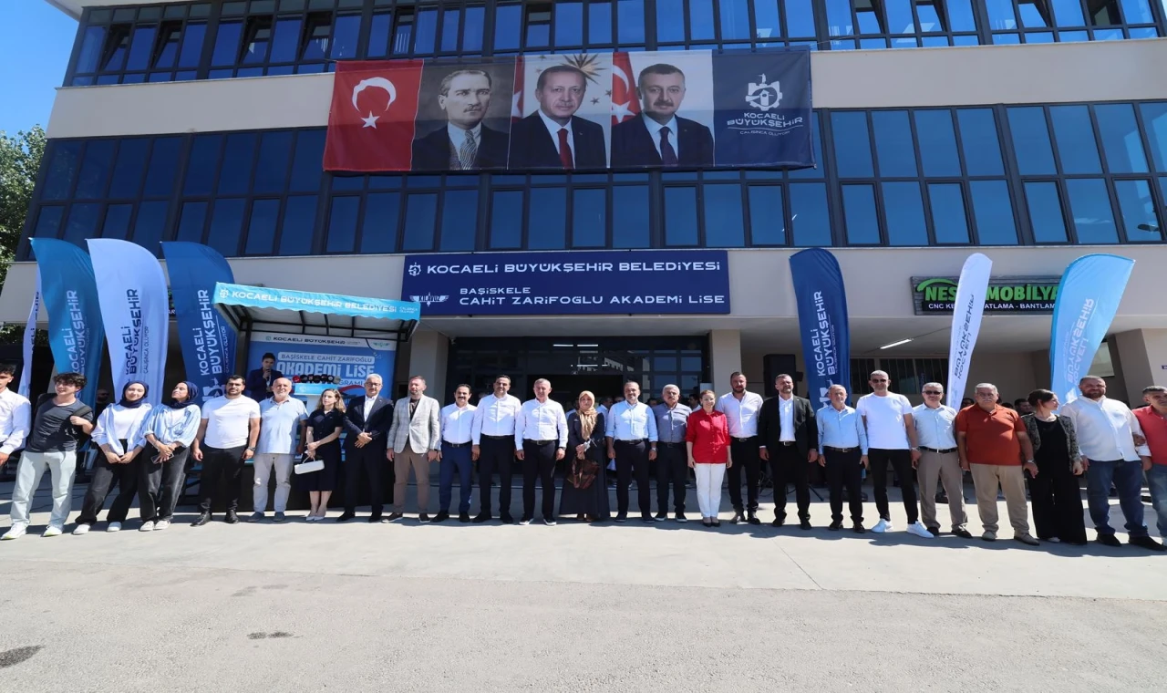 Kocaeli Büyükşehir’den bir ’akademi lise’ daha
