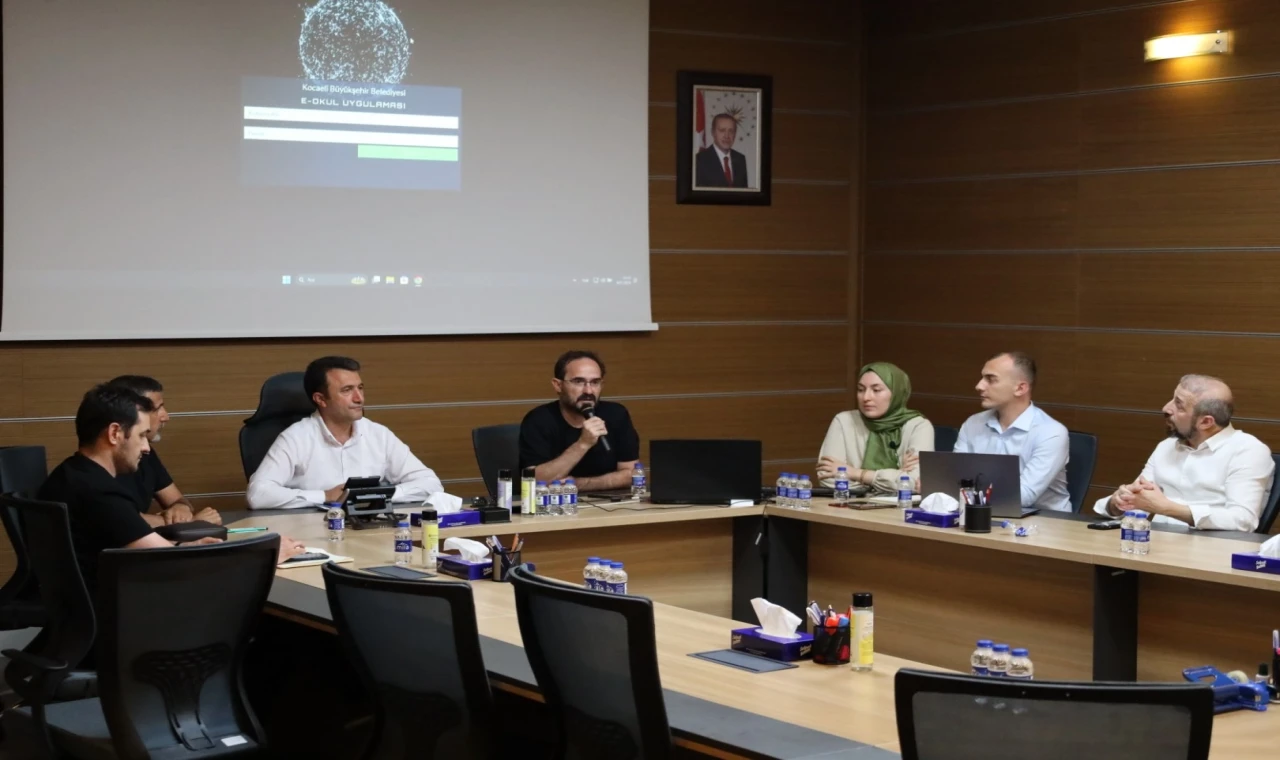 Kocaeli’de e-okul uygulaması yaygınlaşıyor