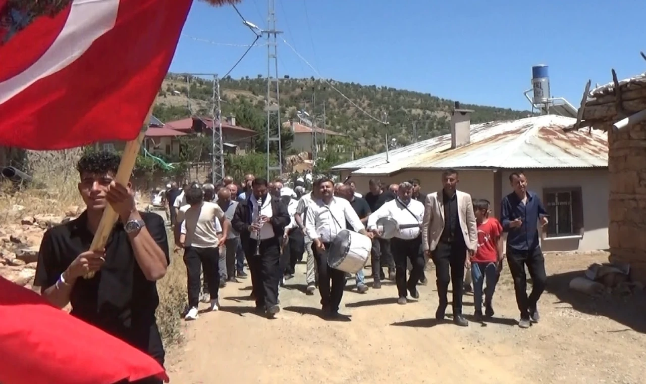 Konya Hadim’de örnek ve güvenli düğün... Silahsız, konvoysuz, geleneksel kutlama