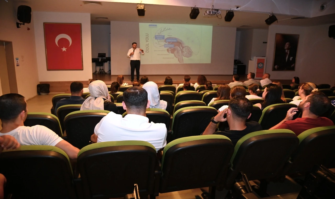 Manisa’da ’Bağımlılığı Terk Et’ semineri