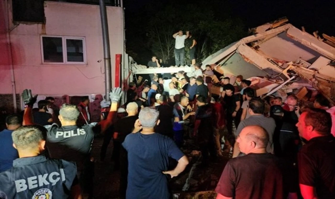 Bilecik AFAD ekibi Balıkesir Sındırgı’da