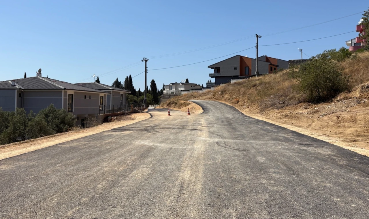 Bursa Gemlik Umurbey’de toz ve çamur sorunu çözüldü