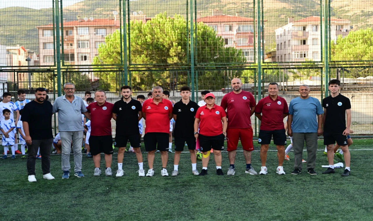 Bursa Gemlik’te yaz tatili sporla değerlendiriliyor