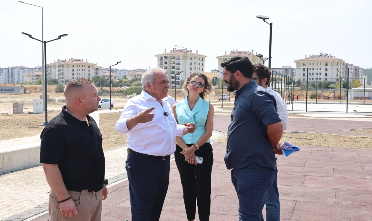 Bursa Nilüfer’de Balkan Mahallesi’ndeki park açılışa gün sayıyor