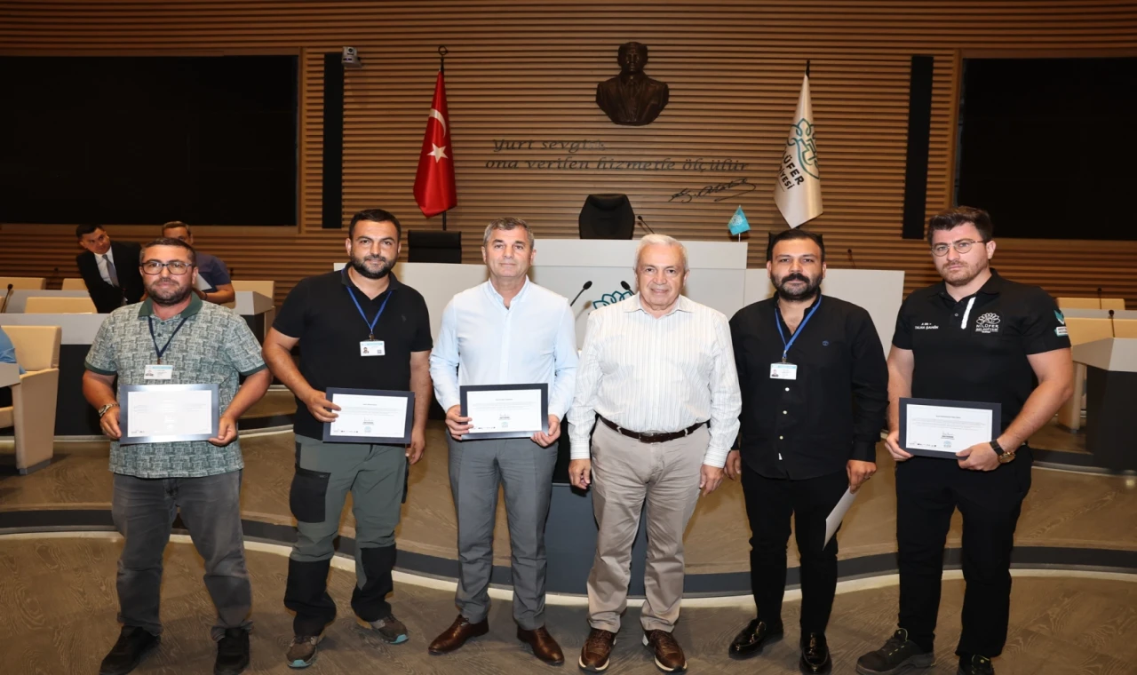 Bursa Nilüfer’den yangınlarla mücadelede görev alan ekibe teşekkür
