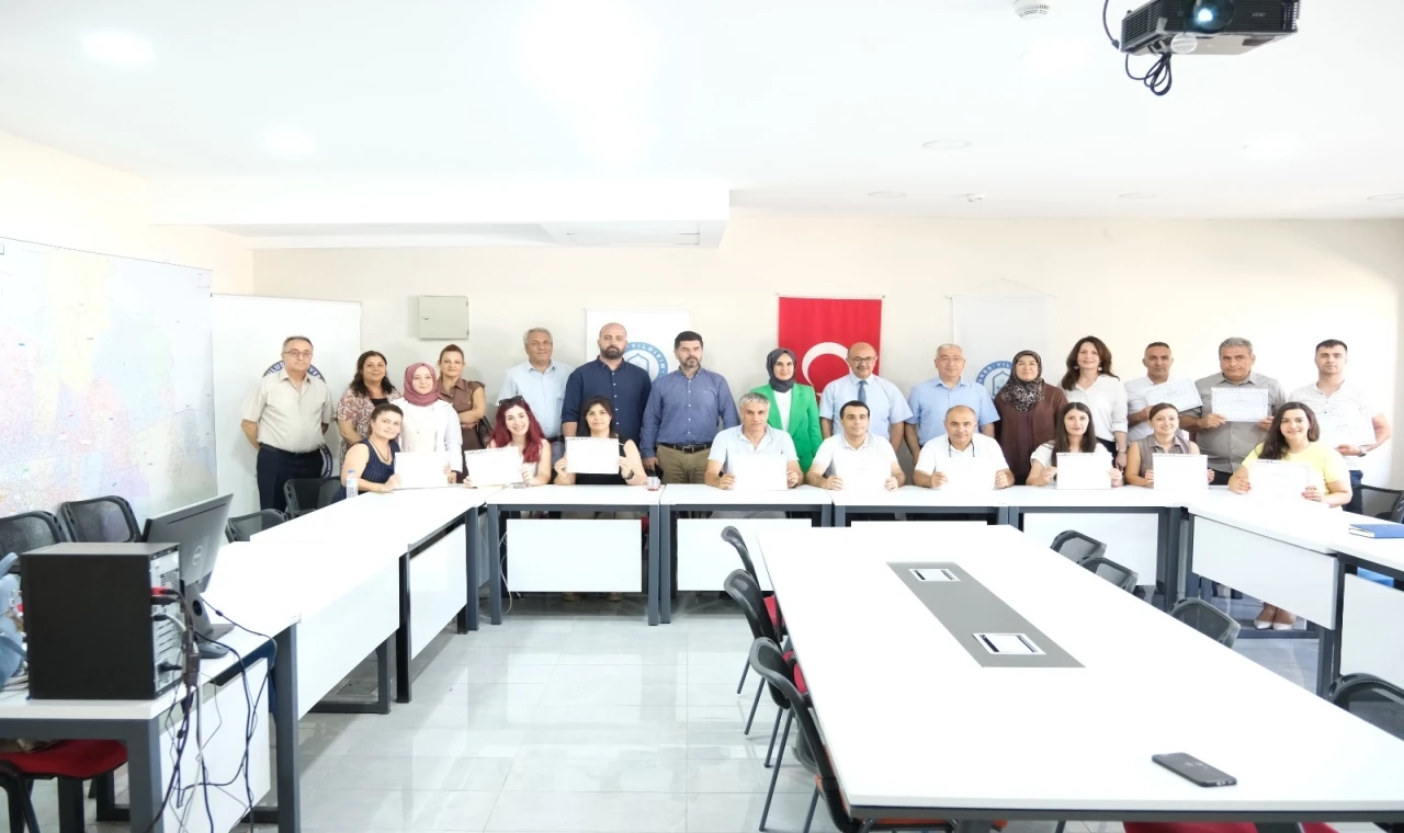 Bursa Yıldırım’da kamu çalışanlarına işaret dili eğitimi