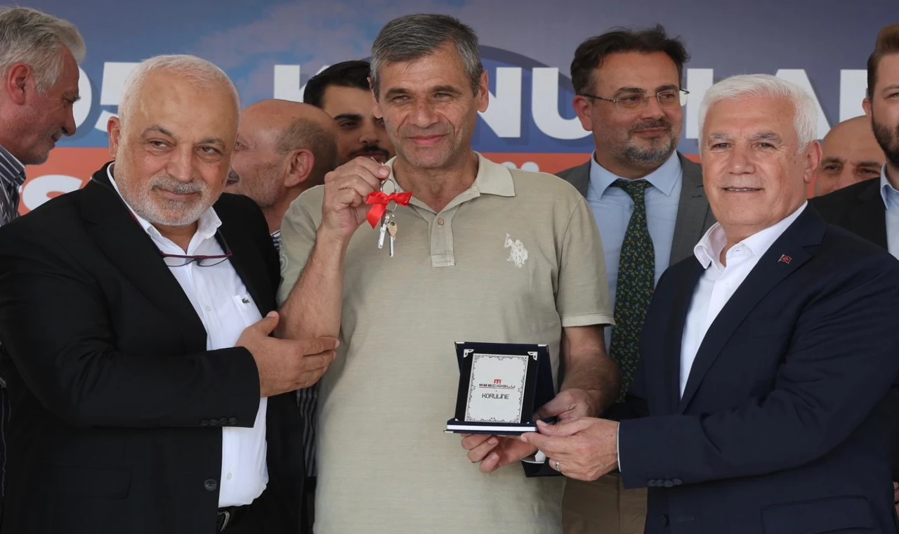 Bursa’daki büyük dönüşümde ilk anahtarlar teslim edildi