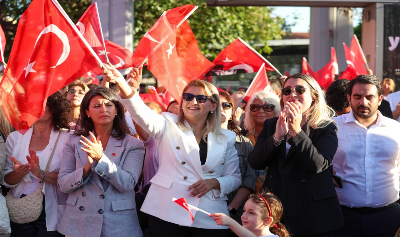 Büyük Zafer’e Bakırköy’de coşkulu kutlama