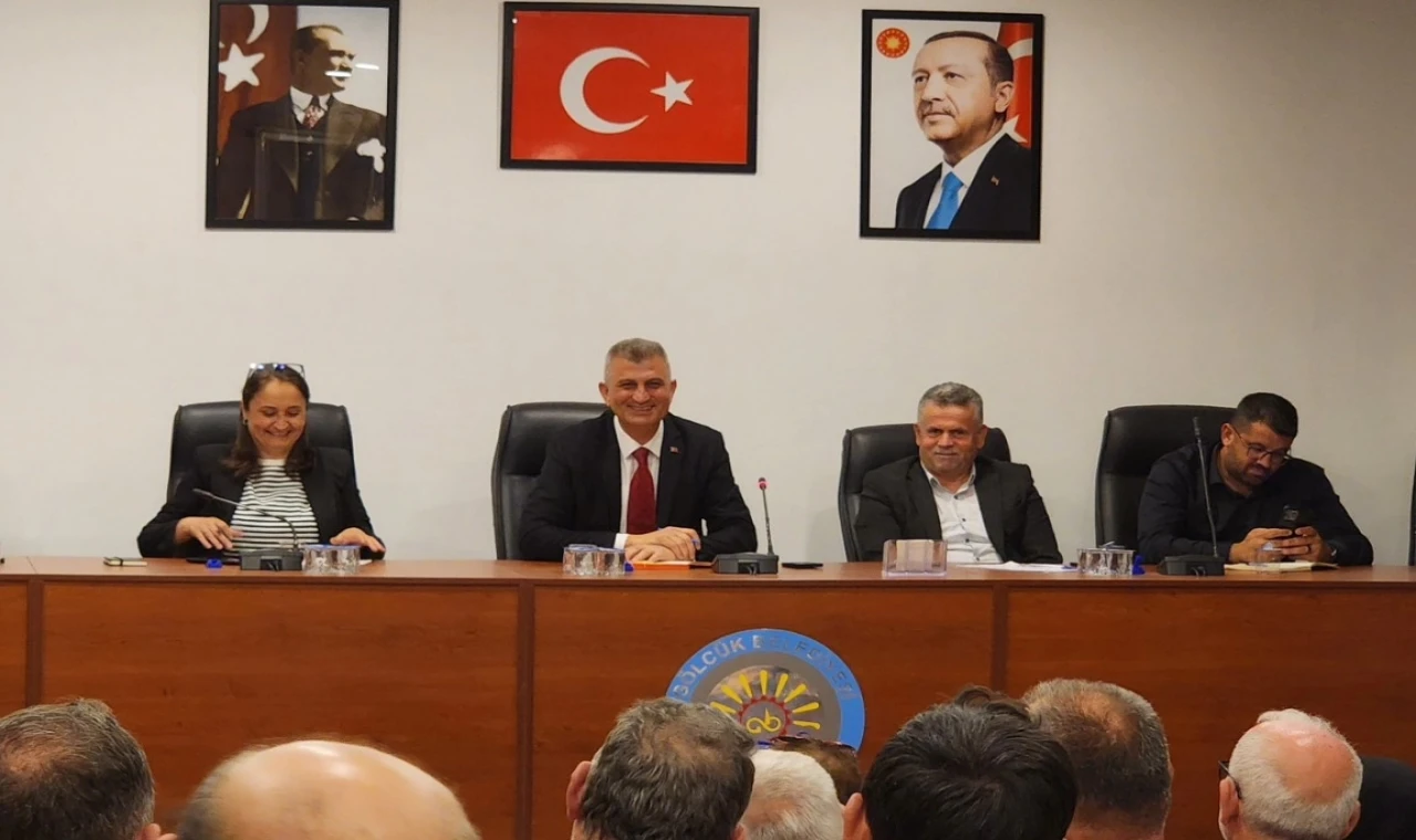Gölcük’te Başkan Sezer muhtarları dinledi
