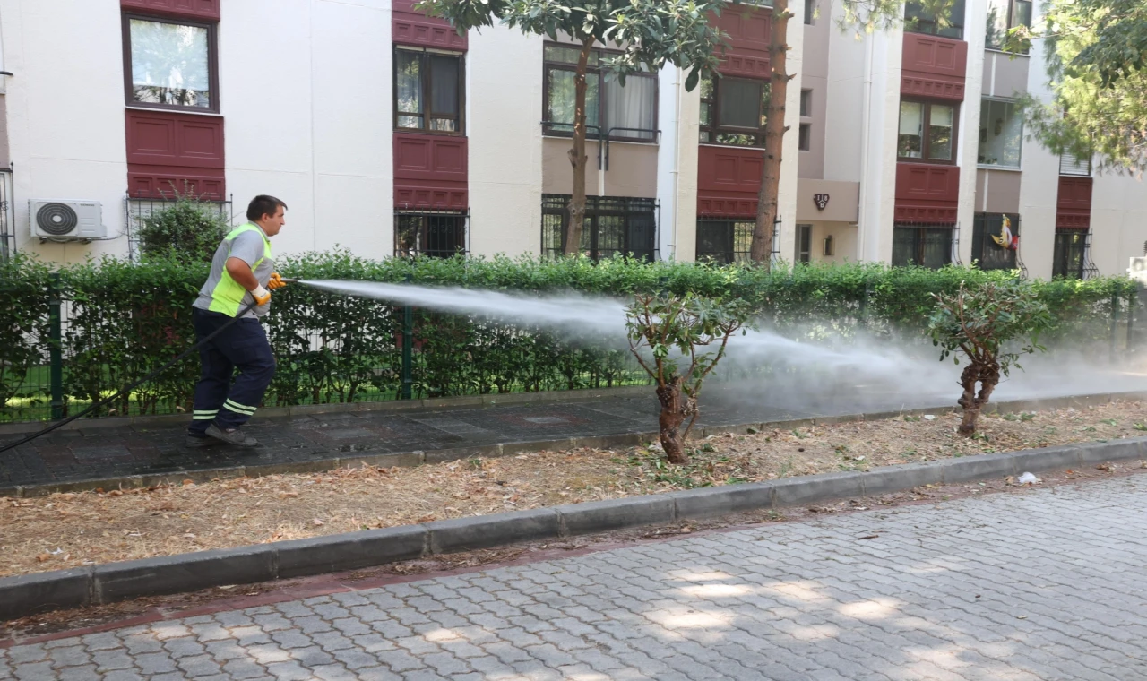 İstanbul Bakırköy’de temizlik seferberliğine devam