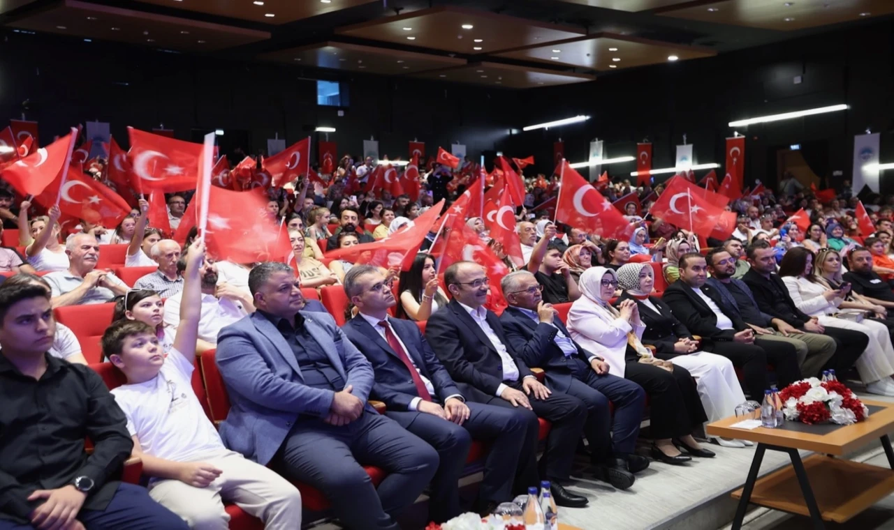 Kayseri Büyükşehir’den geleceğin sanatçılarına destek