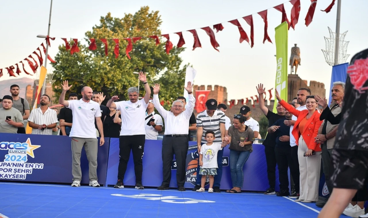 Kayseri Büyükşehir’den Uluslararası Basketbol Turnuvası