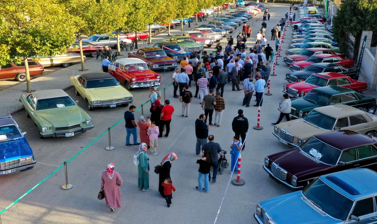 Klasik meraklıları 3. kez Konya Meram’da