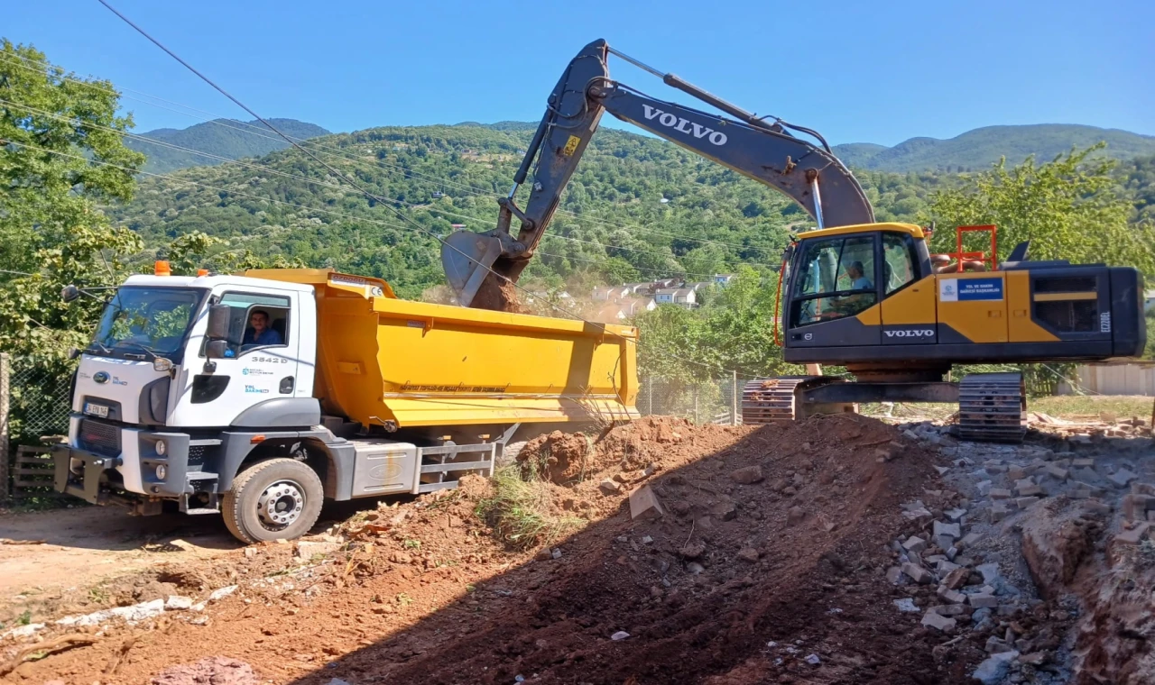 Kocaeli’de büyüyen Kartepe’ye modern yol hamlesi