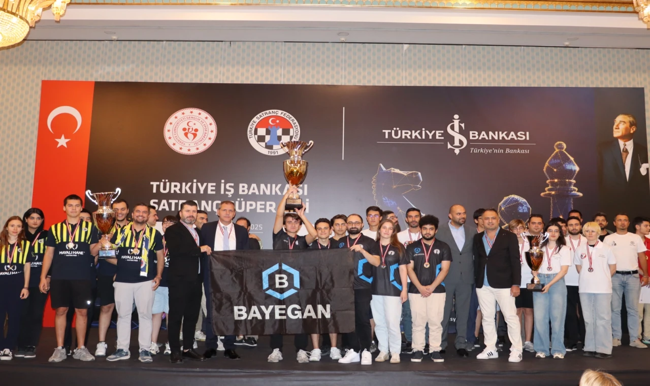 Satranç Süper Ligi’nde yine şampiyon oldu