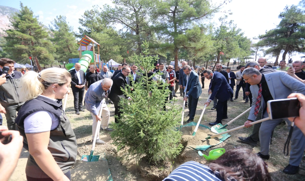 Bursa Gürsu’da yanan alanda ilk ders yapıldı