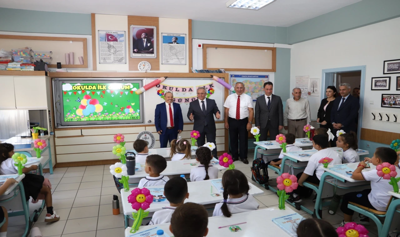 Bursa İl Milli Eğitim’den uyum öğrencilerine ziyaret