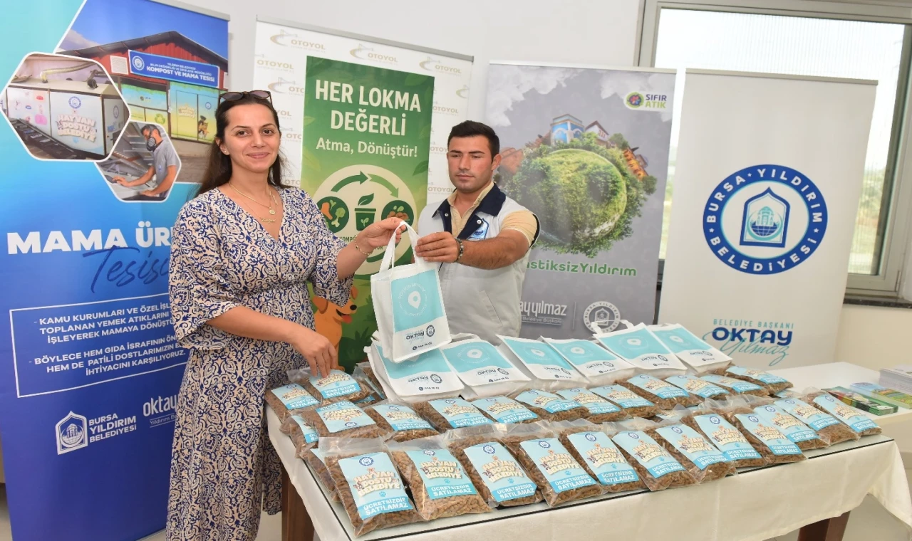 Bursa Yıldırım’dan sıfır atıkla can dostlara mama desteği