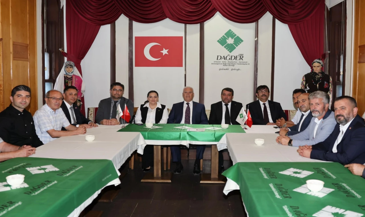 Bursa’da Başkan Bozbey’den gençlere güvence