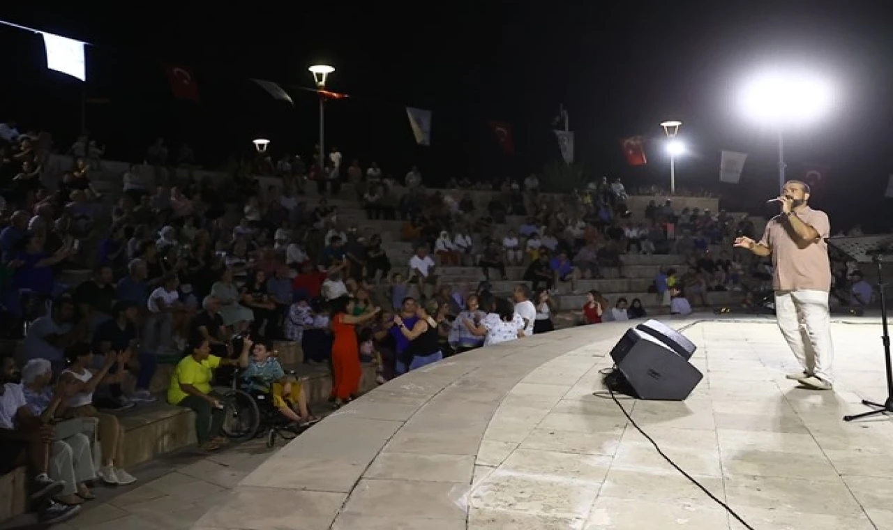 Denizli’de yaz konserleri binlerce sanatseveri buluşturdu