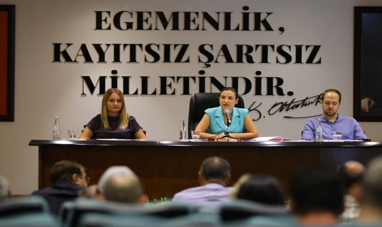 Efes Selçuk’ta TOKİ tartışmasına Başkan Sengel’den yanıt: Ruhsat yetkisi Bakanlıkta