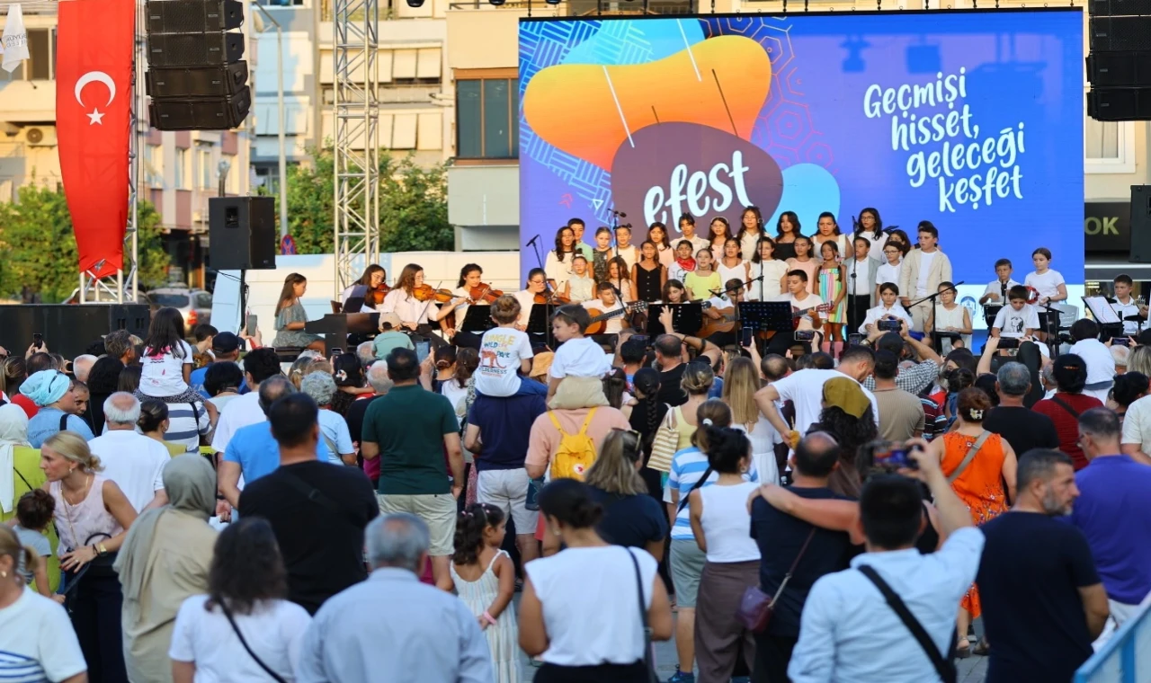 EFEST 2025 coşkuyla başladı