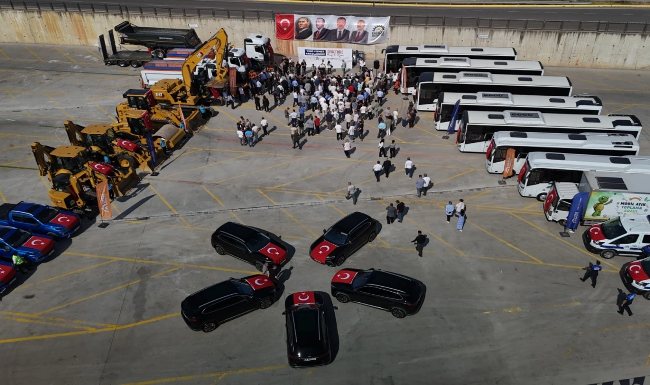 Gebze Belediyesi 32 yeni aracı hizmete aldı