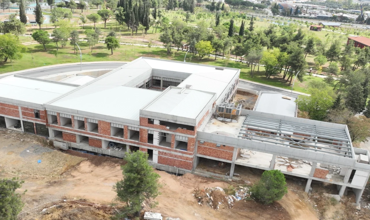 Gebze’de ’Engelsiz Yaşam Merkezi’ yükseliyor