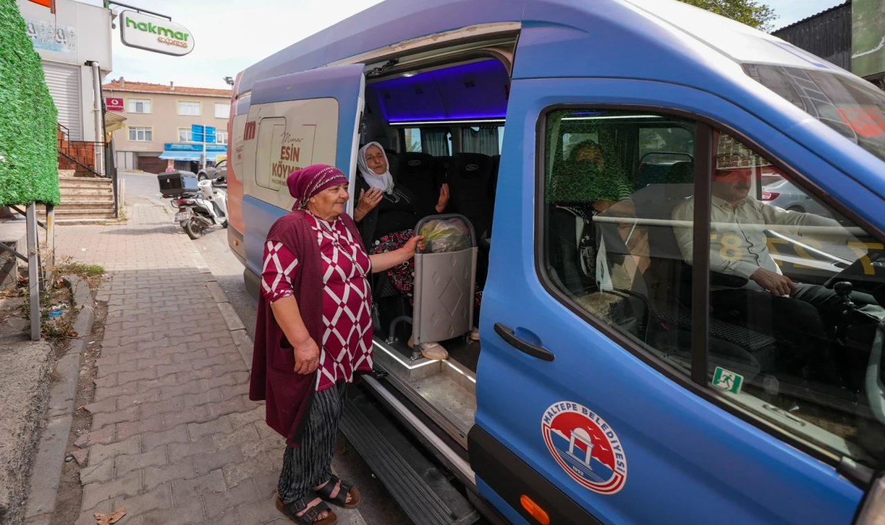 İstanbul’da ’Yol Arkadaşım Maltepe’ her mahalleye ulaşıyor