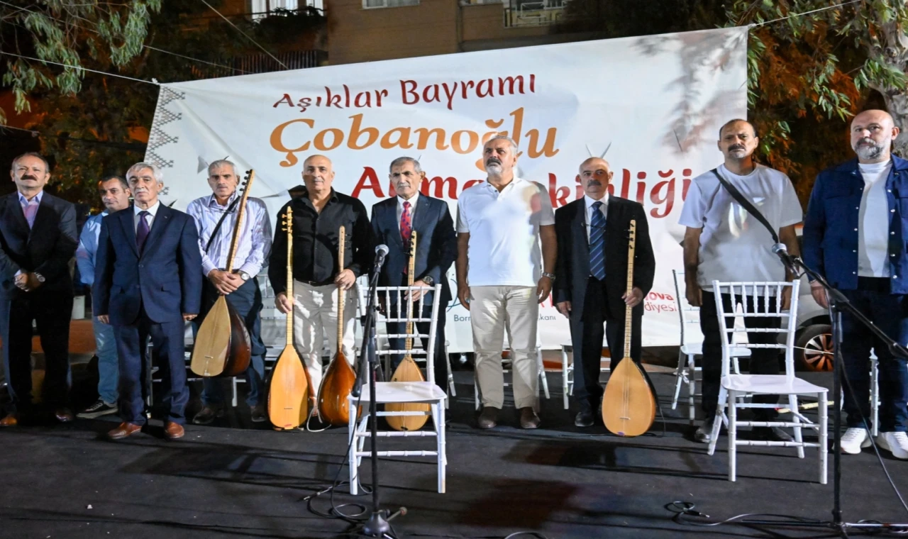 İzmir Bornova’da ’Aşıklar Bayramı’ coşkusu