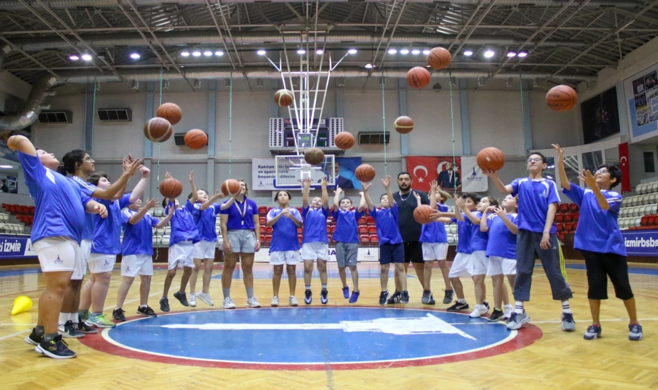 İzmir’de ’Kış Spor Okulları’ kışa hazır