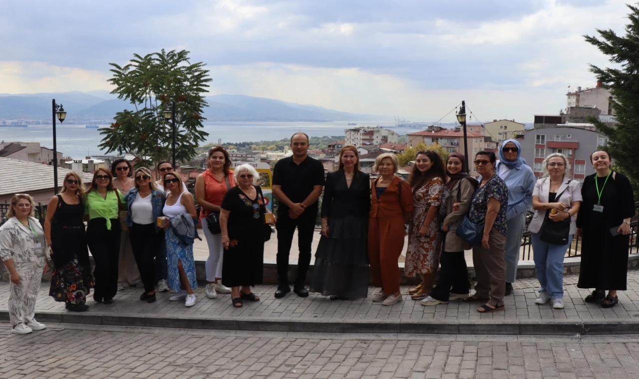 İzmit’te ”Kadın Kadına Konak Buluşmaları” başladı