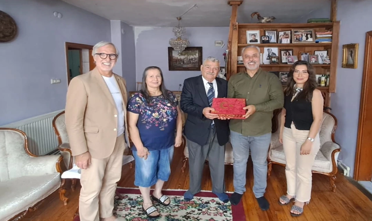 İzmit’te Kıbrıs Gazileri Bayraktar ve Aslan’a anlamlı ziyaret