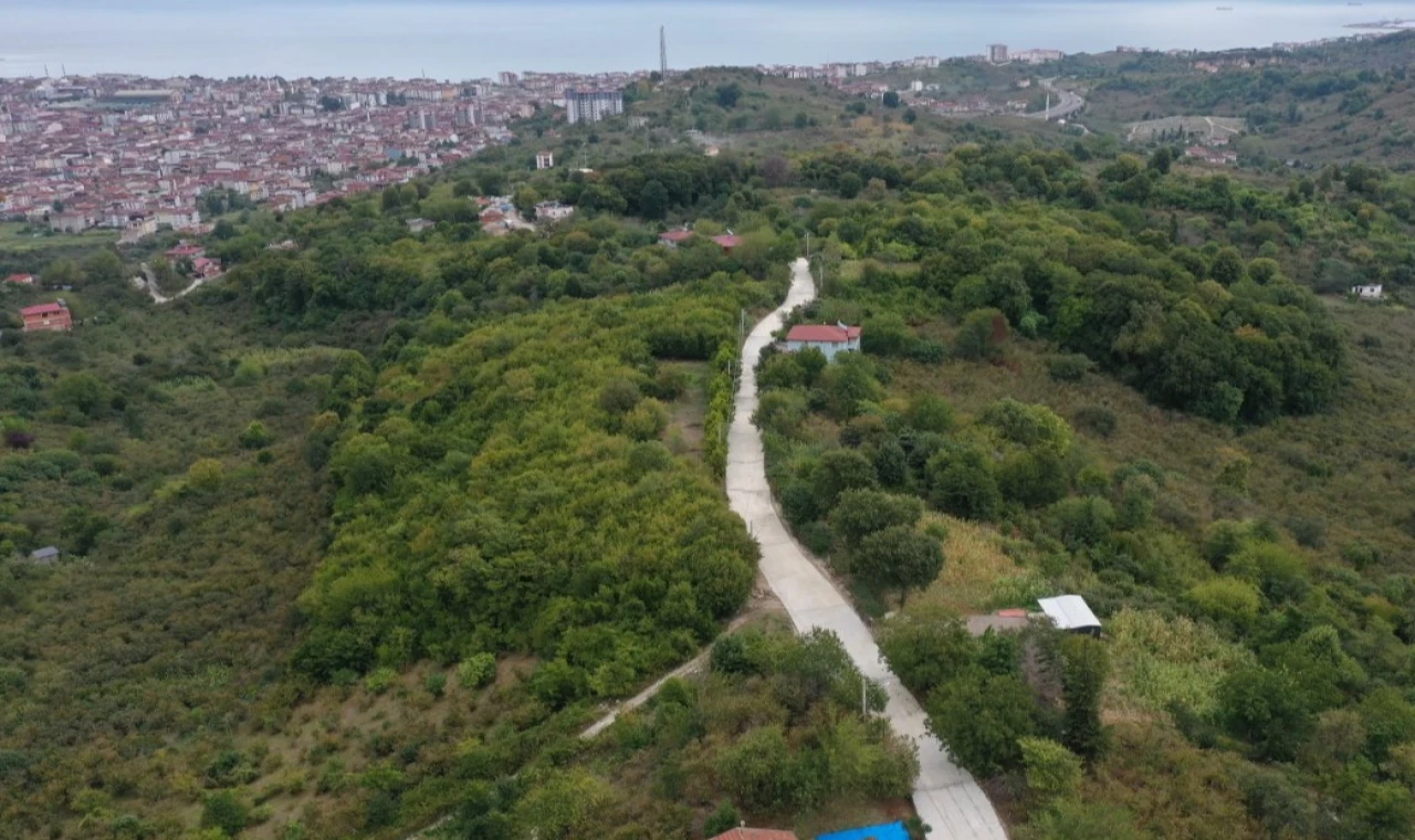 Ordu’da Döşemedibi-Bayramca yolu betonla güçleniyor
