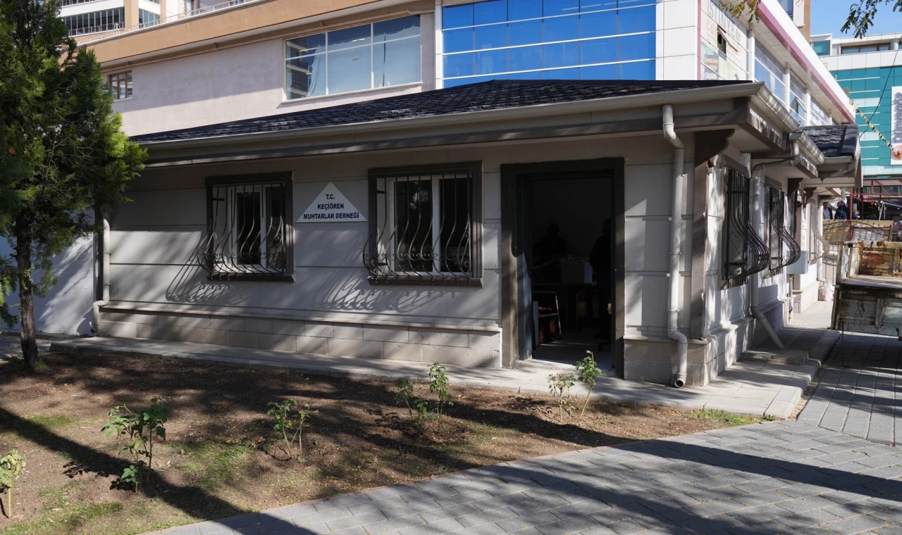 Ankara Keçiören’de Muhtarlar Derneği Hizmet Binası törenle açıldı