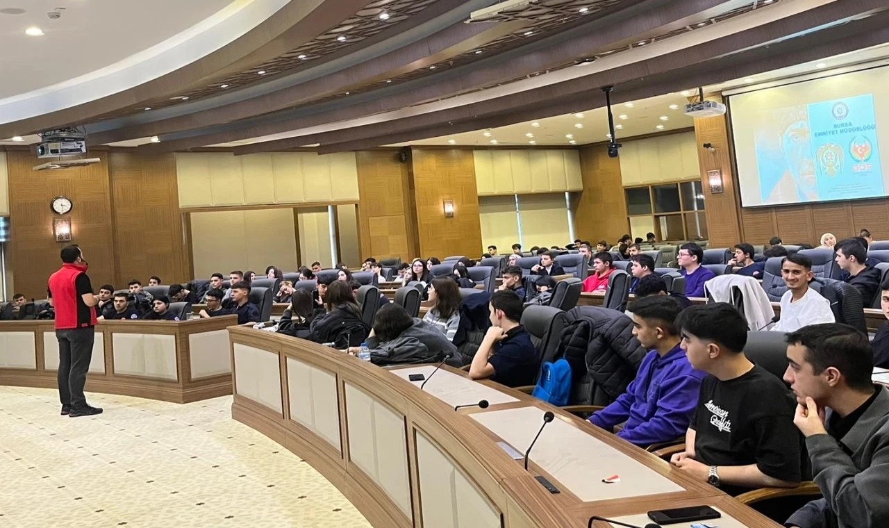 Bursa Büyükşehir’de stajyerlerin motivasyonu artılıyor