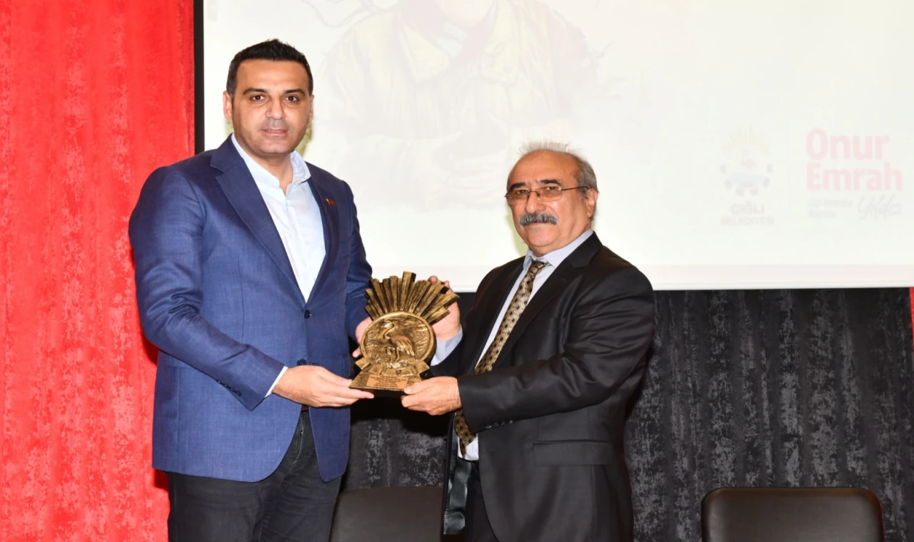 Çiğli’de Fakir Baykurt Roman Yarışması 6. kez sahibini buldu