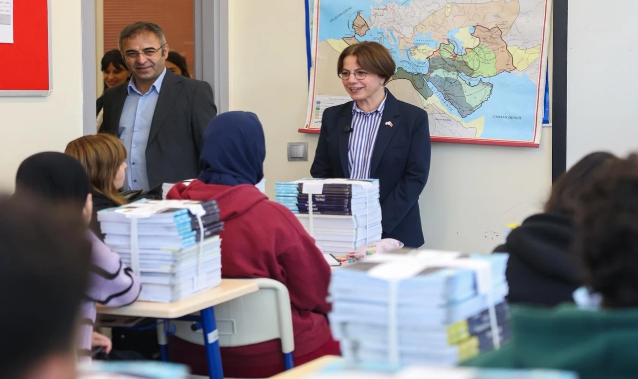 İstanbul Maltepe’den sınavlara hazırlananlara kaynak desteği