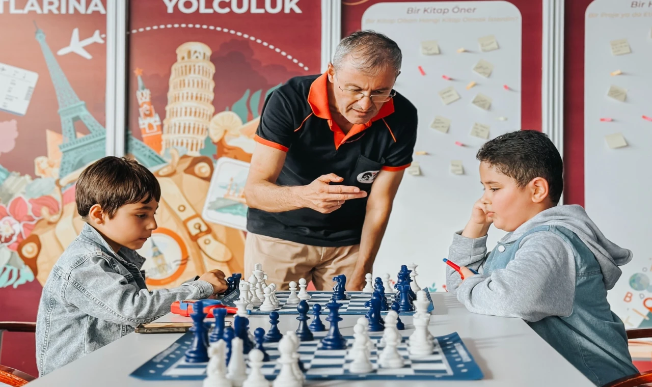 İZKİTAP’ta “Şehrin Kalbinde Yeni Buluşma Noktaları”