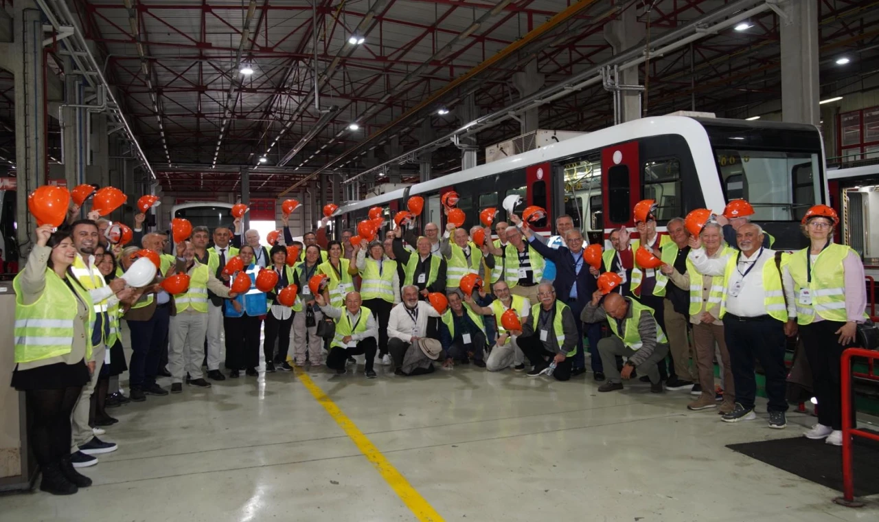 İzmir ile İsveç arasında 30 yıllık ’metro’ dostluğu şapka çıkarttı!