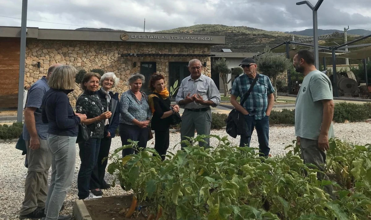 İzmir’de Efes Tarlası Yaşam Köyü’ne uluslararası ilgi büyüyor
