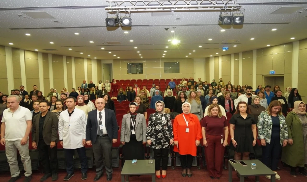 Kayseri İl Sağlık Müdürlüğü’nden ’anne sütü’ eğitimi